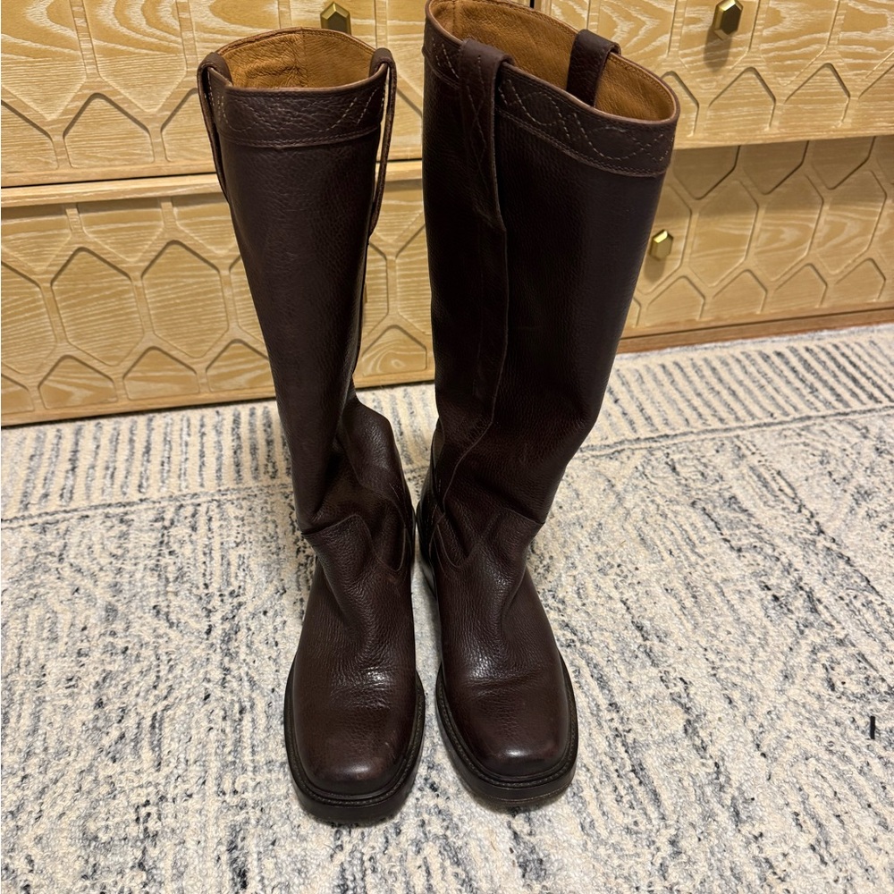 Frye Kate pull on boots